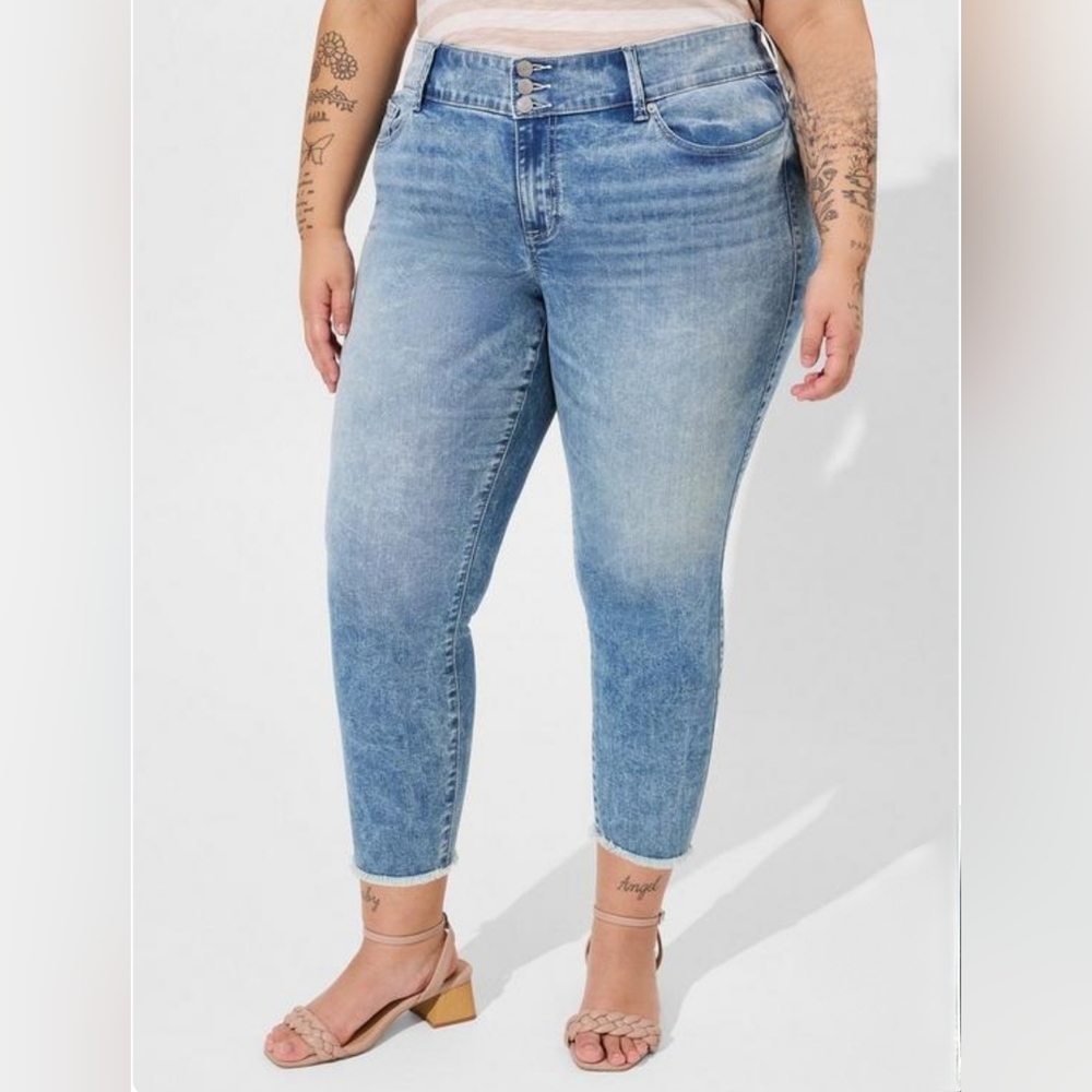 Torrid Jegging Skinny Super Soft Mid-Rise Jean sz 16S